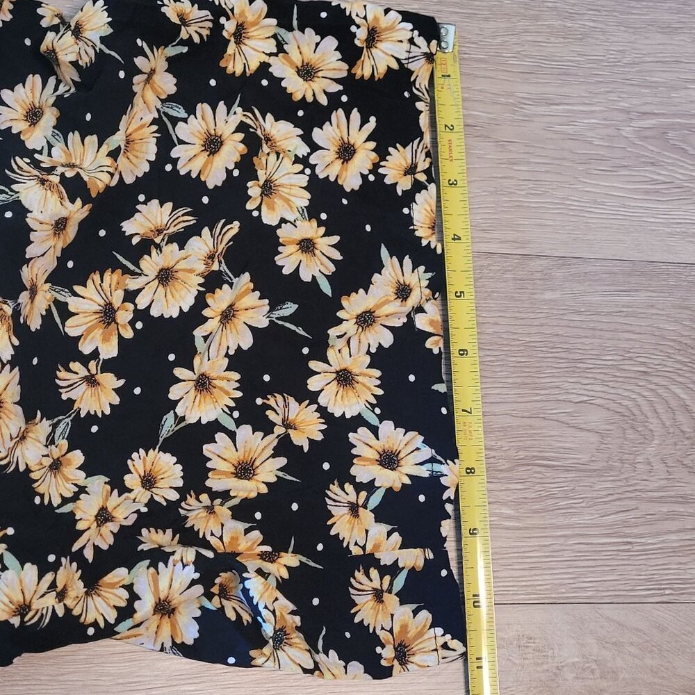 Wild Fable Floral Cropped Jumpsuit L Pockets Boho Cottagecore Country Girl - Picture 14 of 14